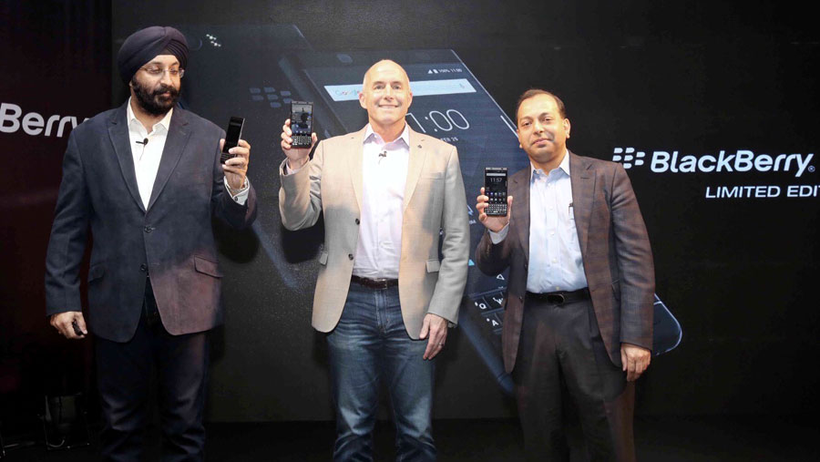Optiemus launches BlackBerry KEYone in BD