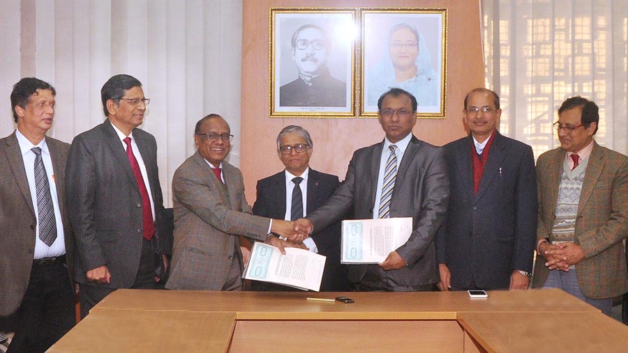 DU signs MoU with BSMMU