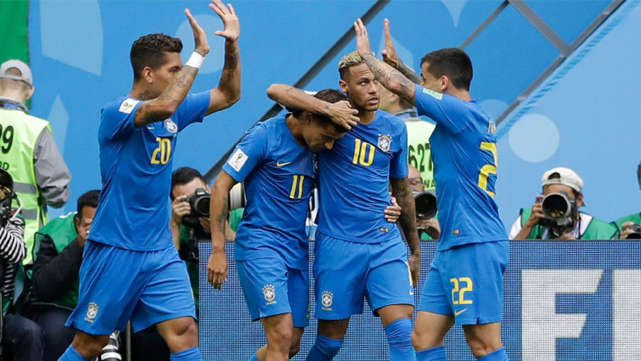 Coutinho and Neymar secure late win for Brazil