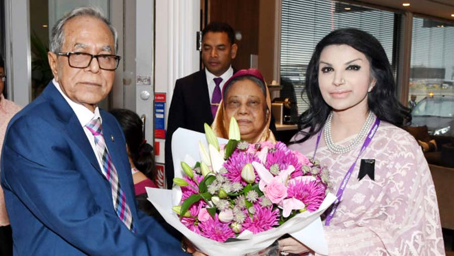 President Hamid reaches London