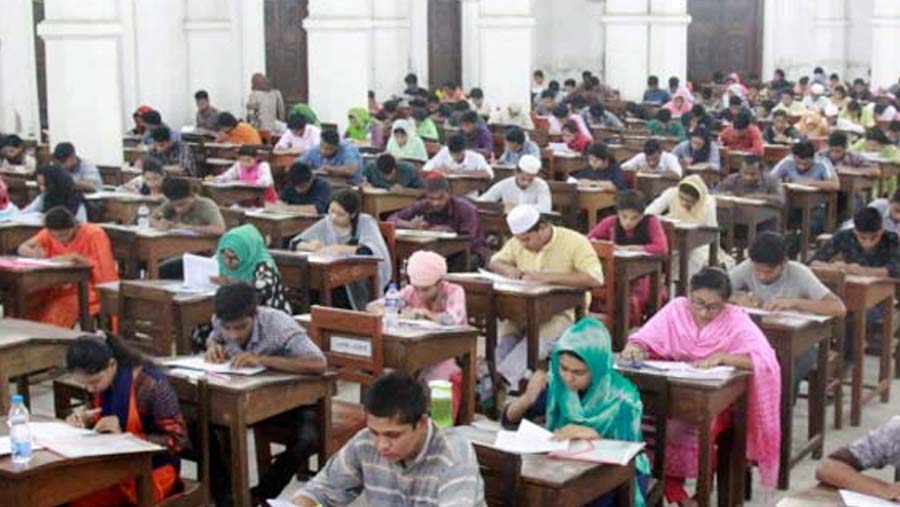 DU ‘Gha’ unit admission test held