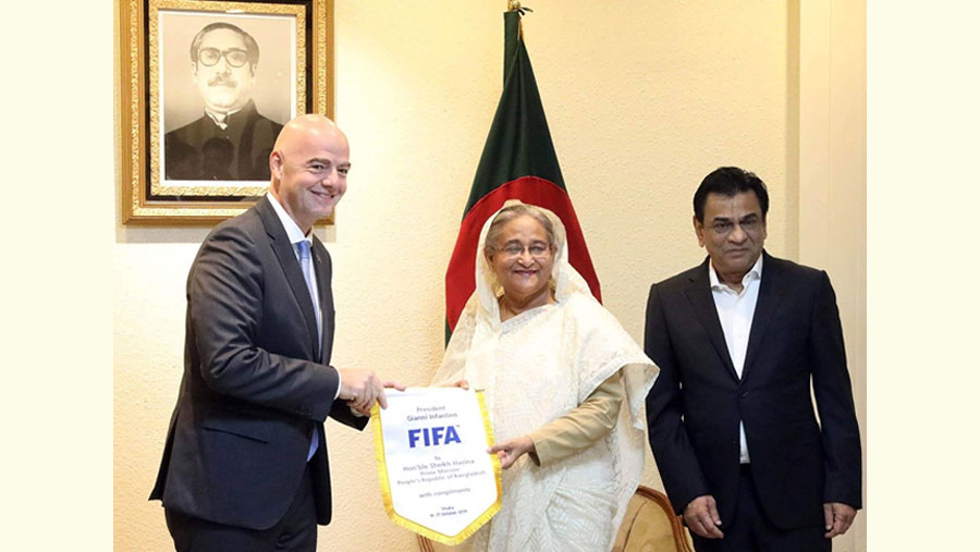 FIFA to continue support for promotion of BD’s football, Infantino tells PM