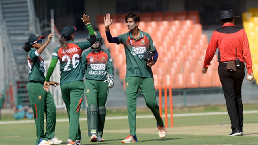 Tigresses clinch thriller to draw ODI series