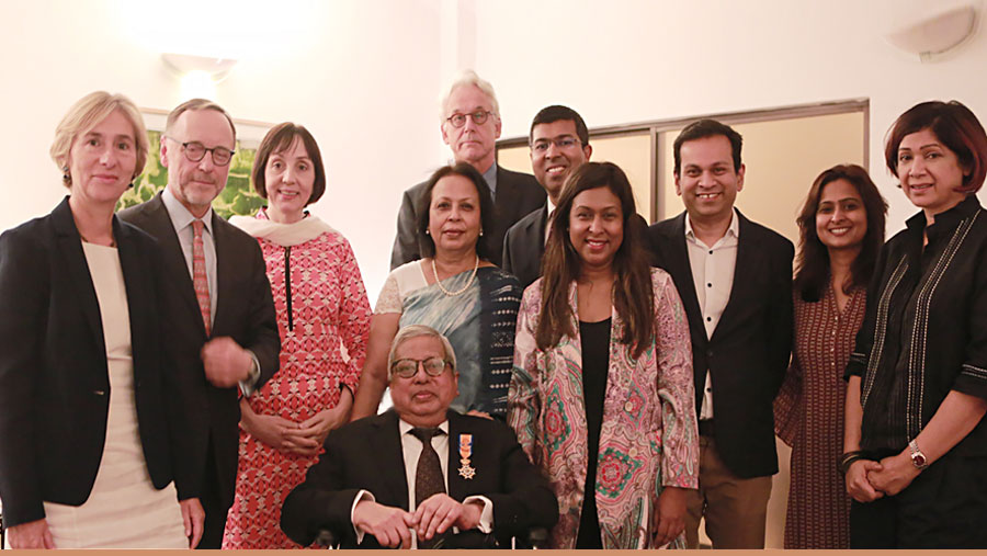 Sir Fazle Hasan Abed honoured with Dutch Knighthood