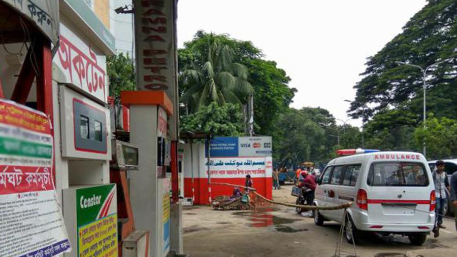 Petrol pump owners postpone strike until Dec 15