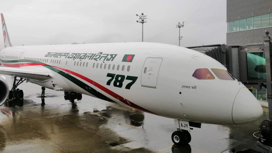 Dreamliner ‘Sonar Tori’ starts for Dhaka