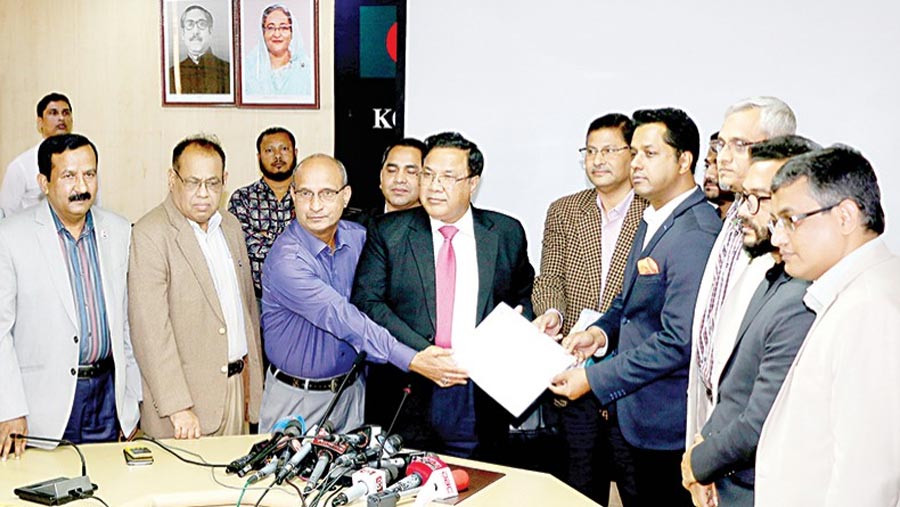 Grameenphone pays Tk 1,000cr to BTRC