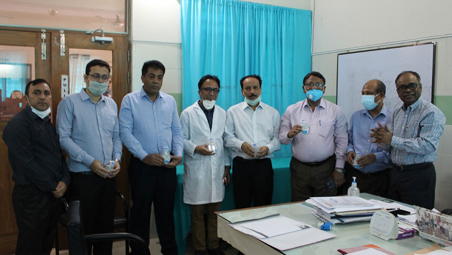 PRAN-RFL Group gives surgical mask and hand sanitizer to three hospitals