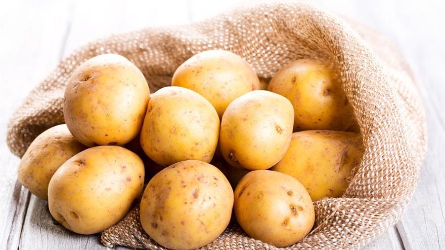 TCB to sell potato at Tk 25 per kg