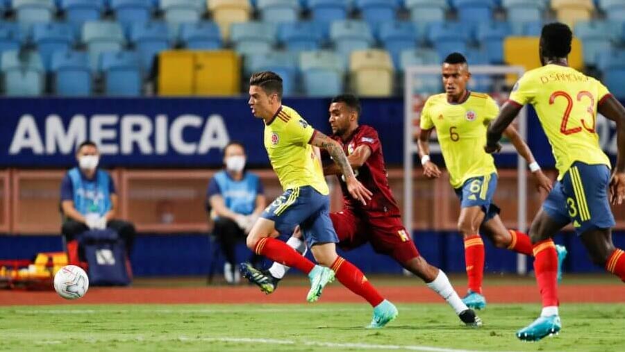 Colombia draw with Venezuela in Copa America clash