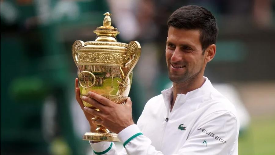 Djokovic wins sixth Wimbledon title