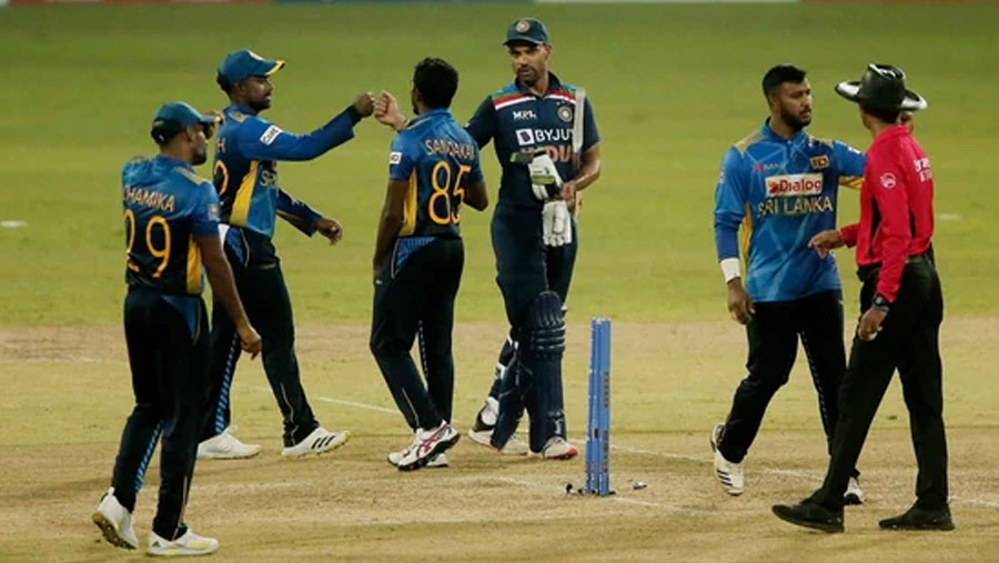 India thrash Sri Lanka by 7 wickets in 1st ODI
