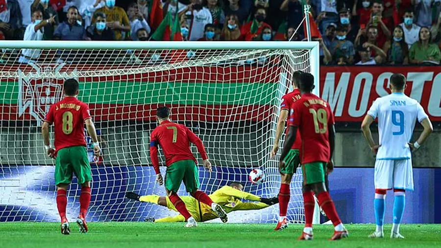 CR7 nets hat-trick as Portugal rout Luxembourg