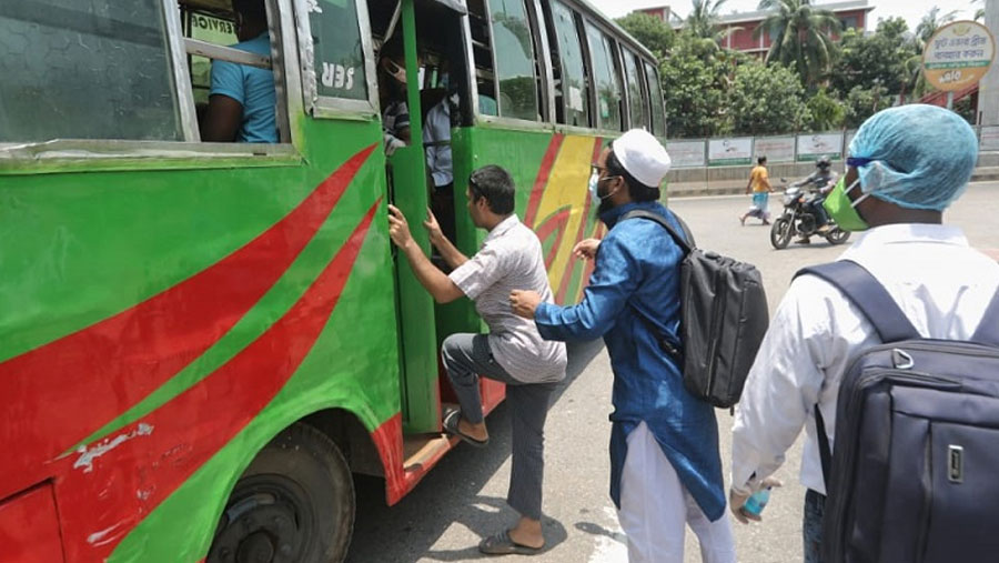 Half bus fare for Dhaka students effective from Dec 1