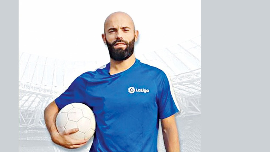 BFF appoints Javier Cabrera as head coach