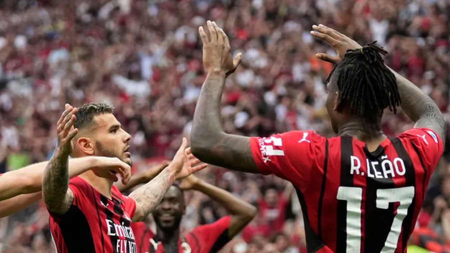Milan beat Atalanta to sit on brink of title