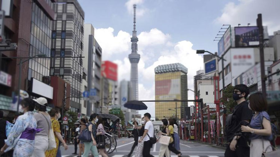 Japan opens up to foreign tourists after two years