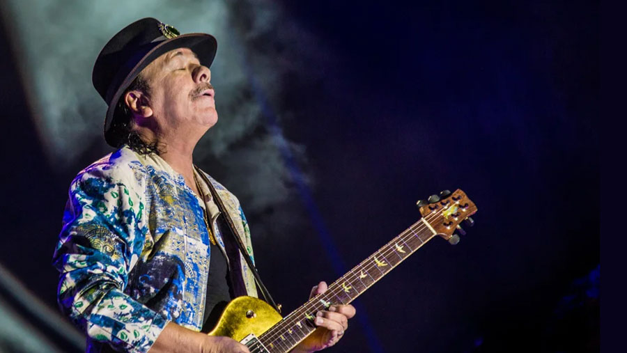 Carlos Santana recovers after onstage collapse