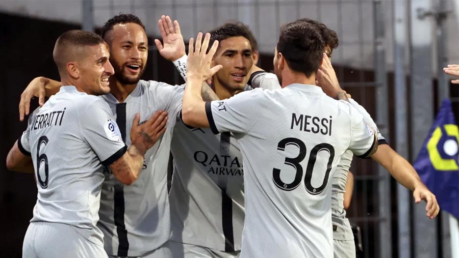 Messi & Neymar lead PSG to huge win