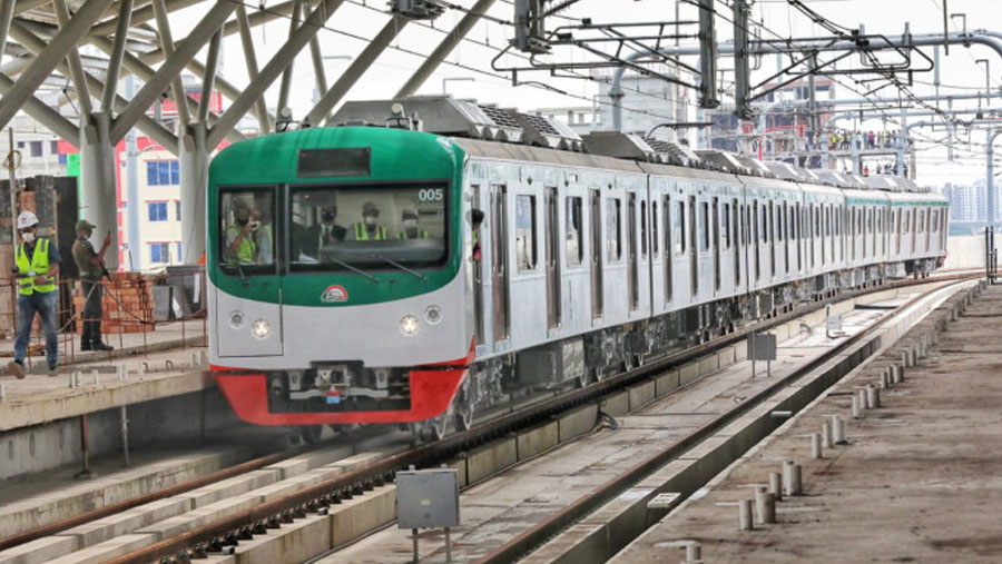 Govt fixes metro rail fare at Tk 5 per km, minimum fare at Tk 20