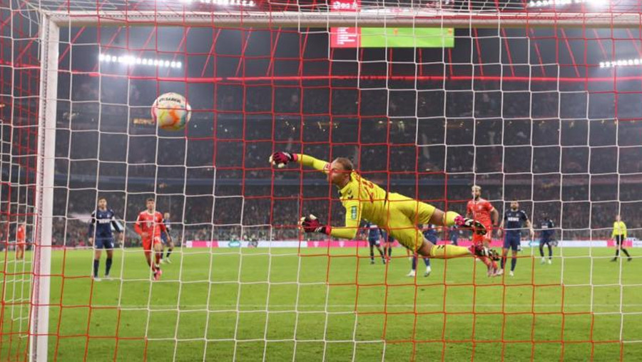 Kimmich rescues point for Bayern against Cologne