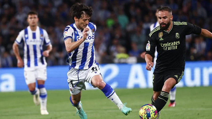 Real title hopes all but over after Sociedad defeat