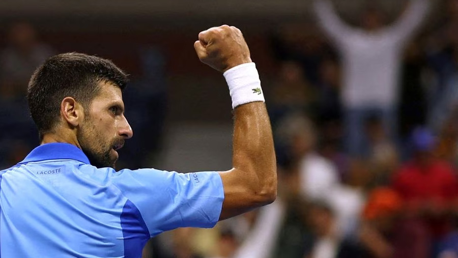 Djokovic enjoys smooth passage into US Open quarters