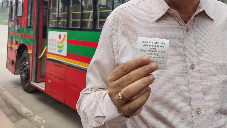 BRTC bus service starts on Dhaka Elevated Expressway
