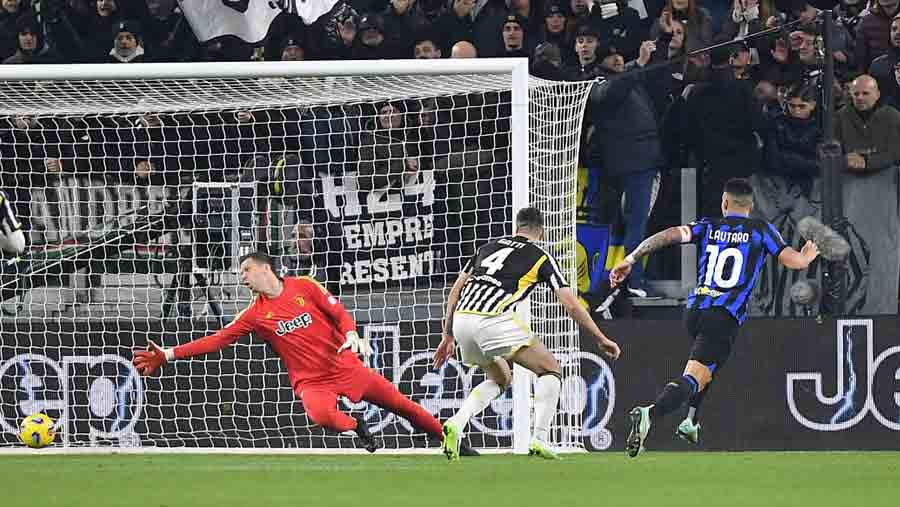Martinez maintains Inter's Serie A lead
