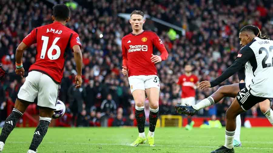 Man Utd suffer first home defeat to Fulham in 21 yrs