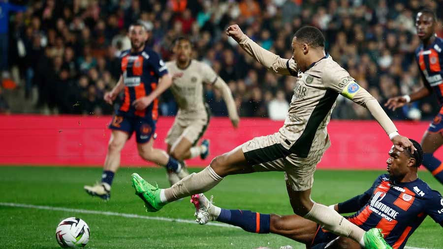 Mbappe scores hat-trick as PSG thrash Montpellier