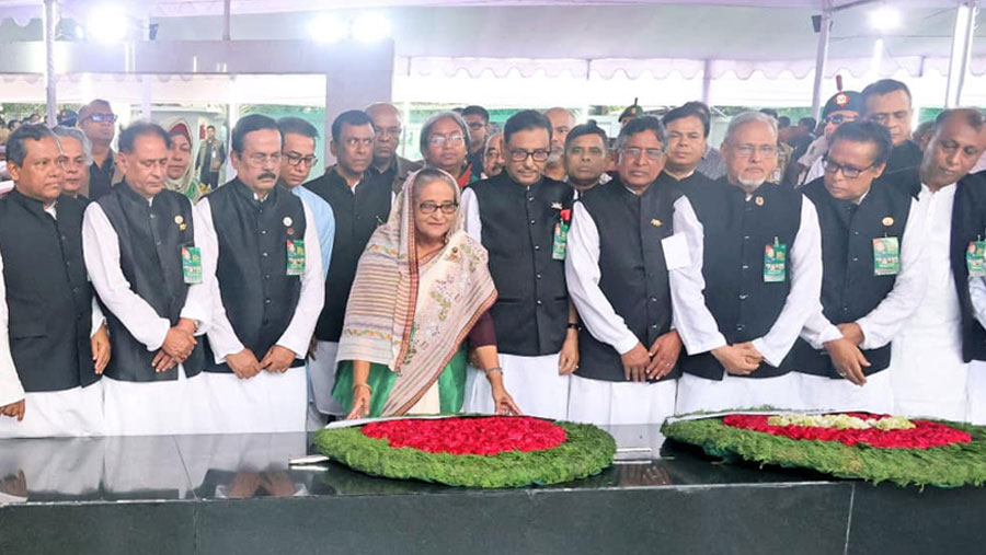 PM pays homage to Bangabandhu on Mujibnagar Day