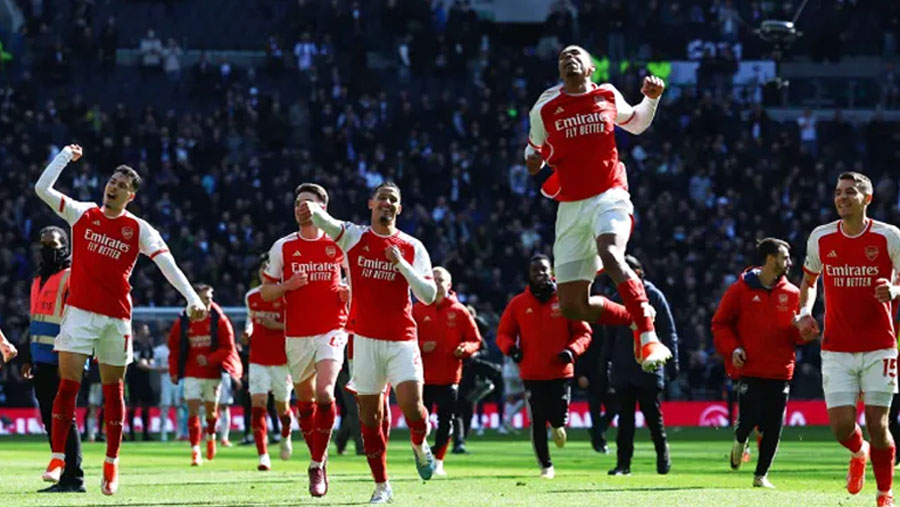 Arsenal beat Tottenham to extend EPL lead