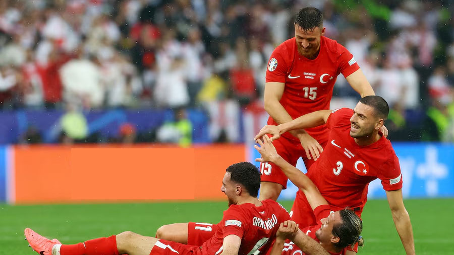 Guler stunner helps Turkey beat Georgia 3-1