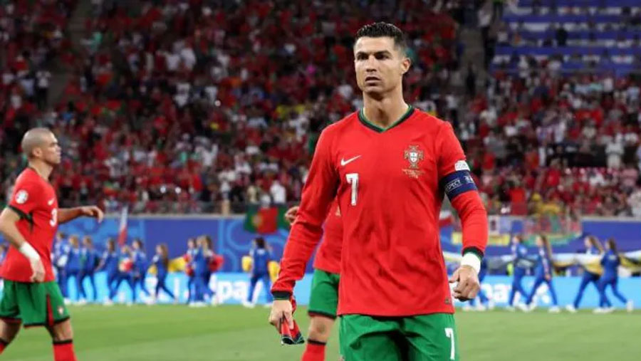 CR7 appears at record sixth European Championship