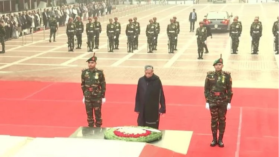 President pays homage to martyred intellectuals