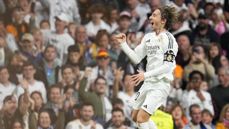 Madrid move level on points with Barca at top